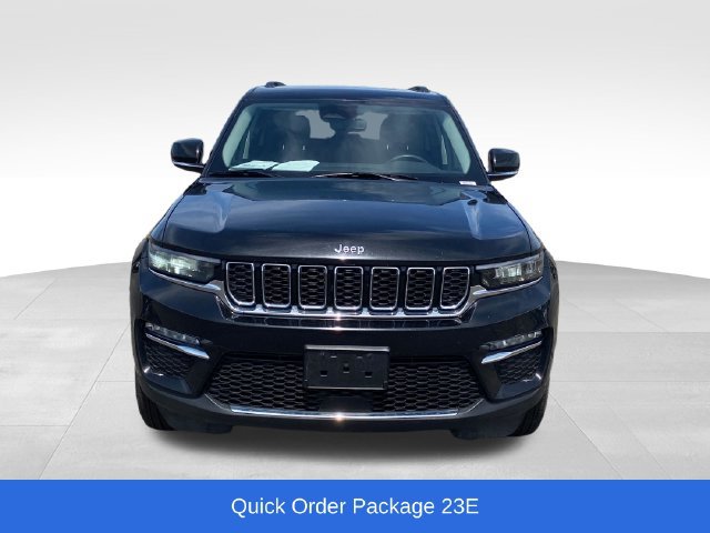 Used 2023 Jeep Grand Cherokee Limited AWD/4WD image 2