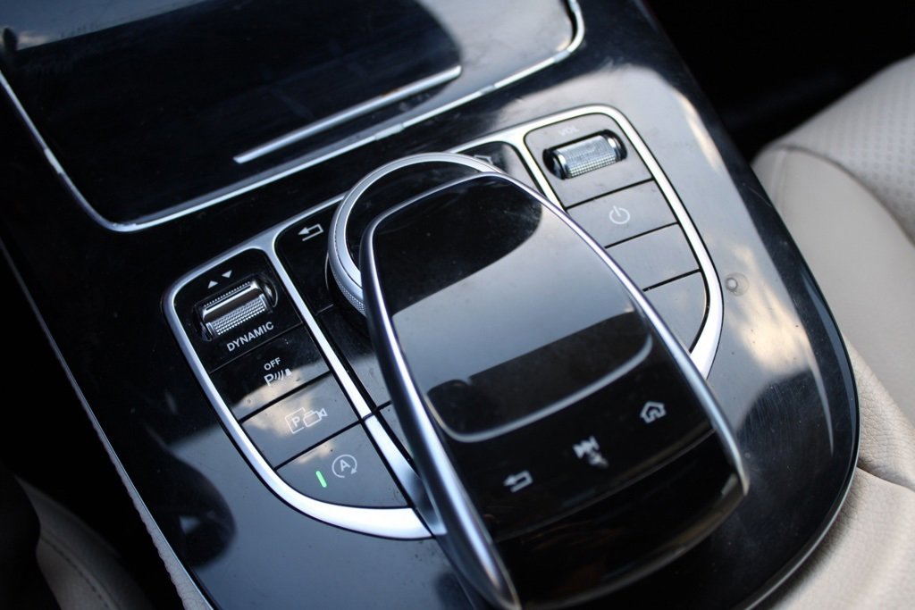 Certified 2017 Mercedes-Benz E 300 4MATIC image 28