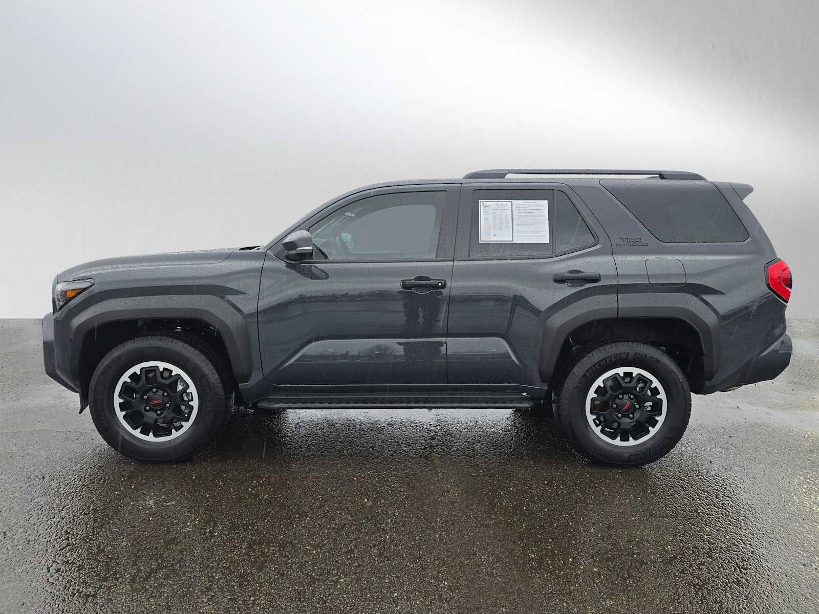Certified 2025 Toyota 4Runner TRD Off-Road Premium image 6