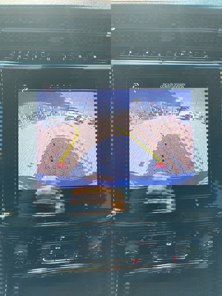 Used 2022 Jeep Grand Cherokee L Laredo w/ Luxury Tech Group I image 17