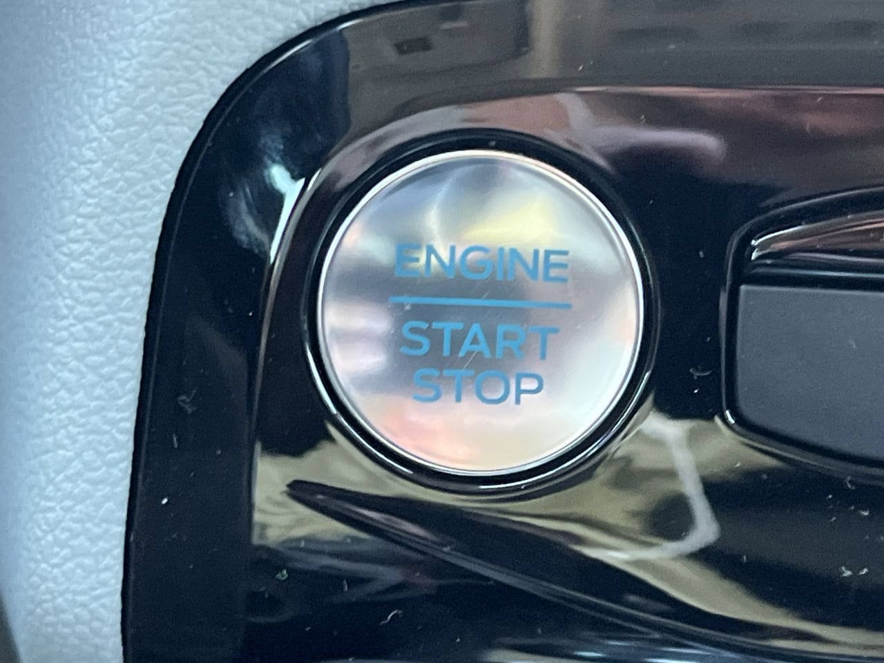 New 2026 Ford Escape Active w/ Tech Pack #1 FWD image 5