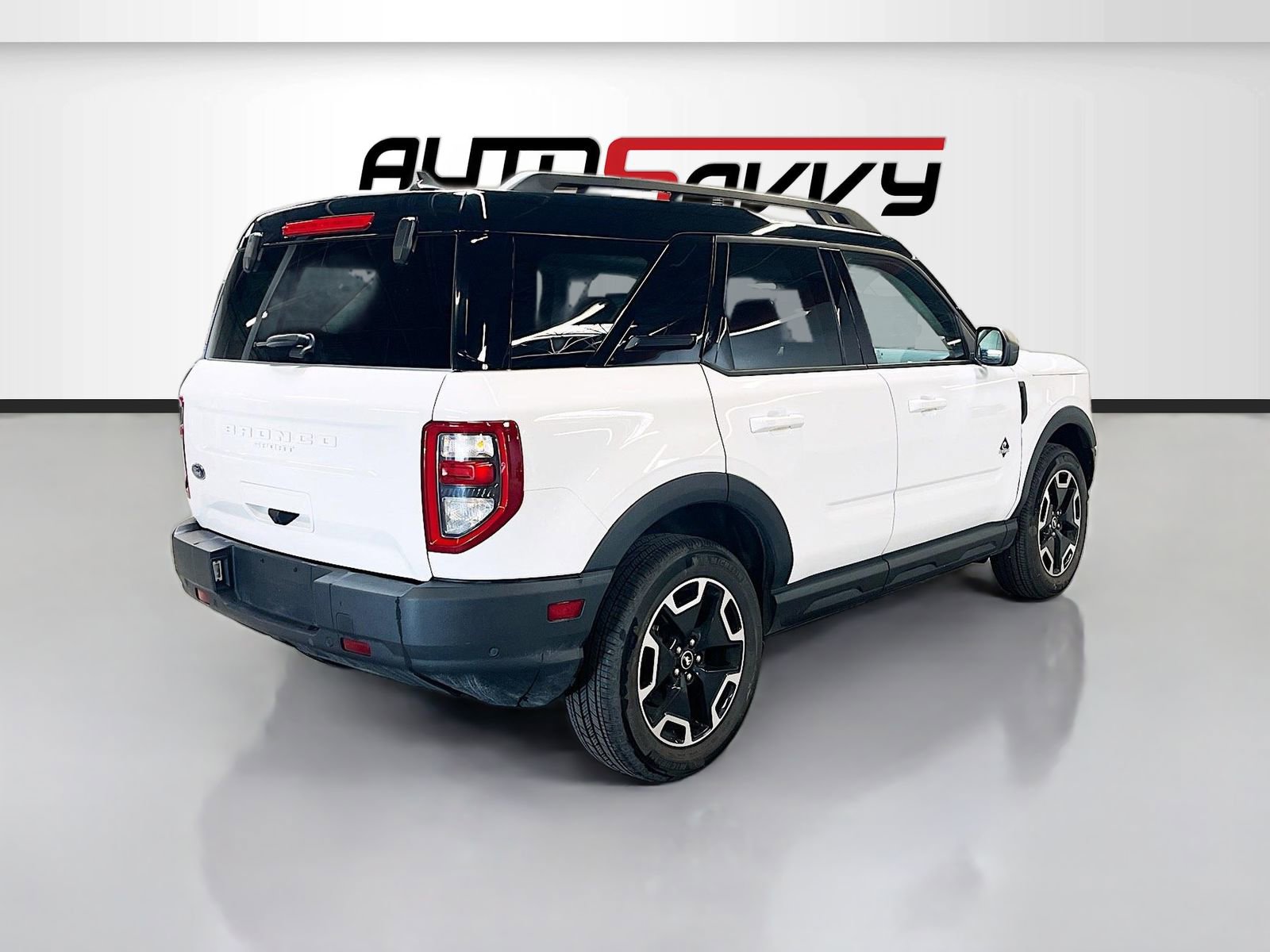 Used 2024 Ford Bronco Sport Outer Banks w/ Tech Package image 7