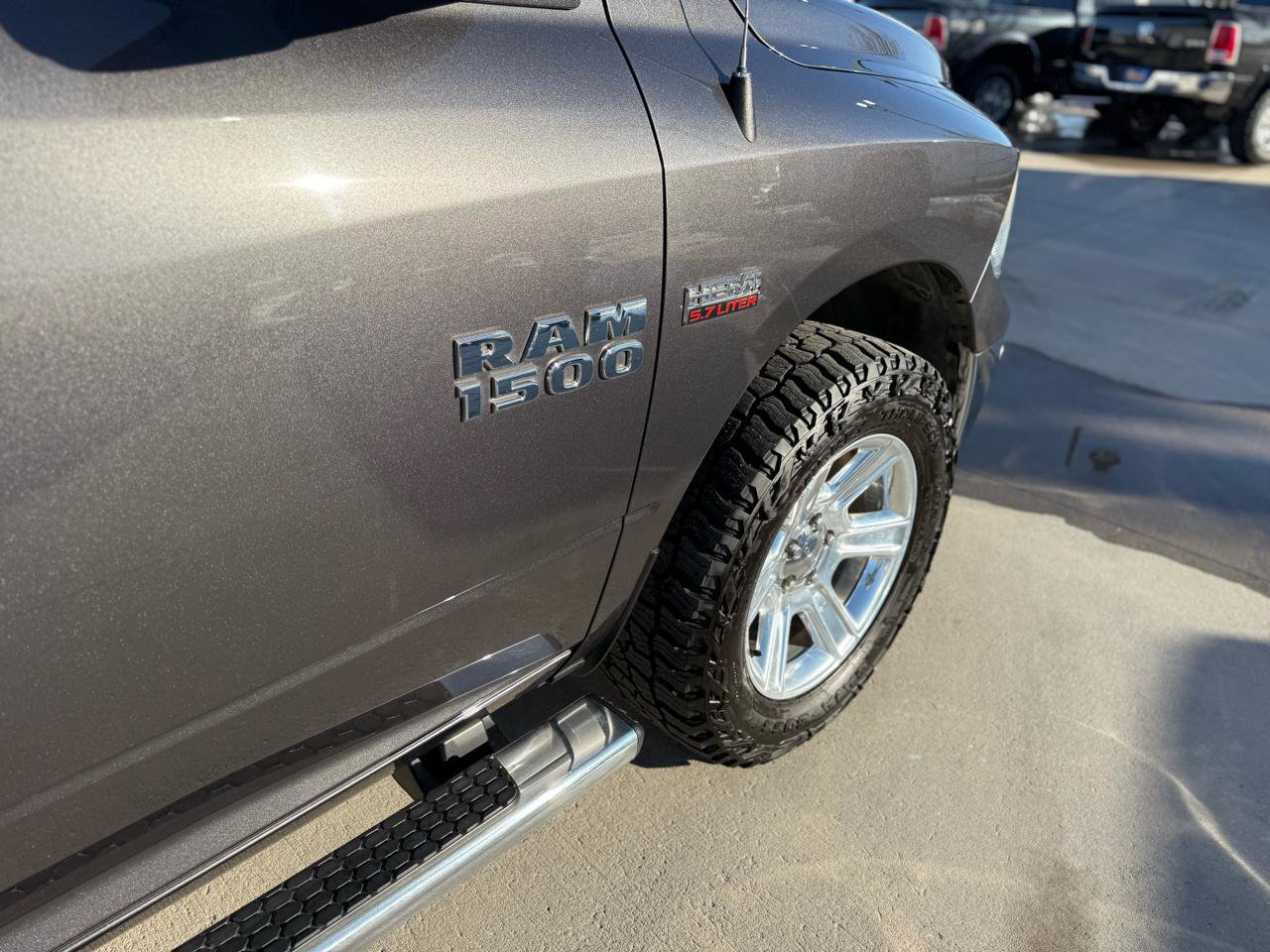 Used 2018 RAM 1500 Lone Star image 25
