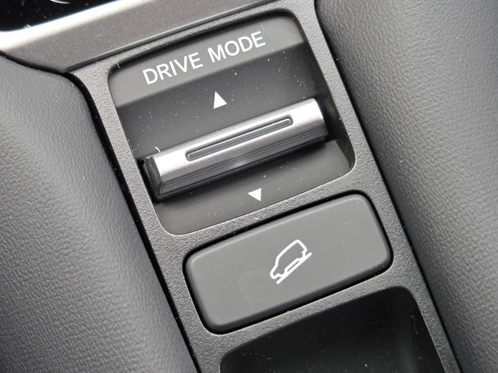 New 2027 Honda HR-V Sport image 7