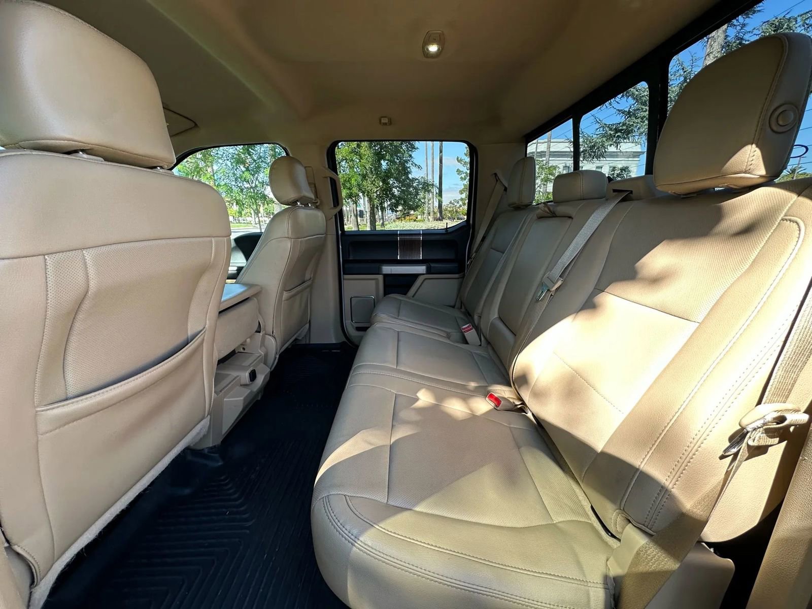 Used 2015 Ford F150 Lariat w/ Equipment Group 501A Mid image 10