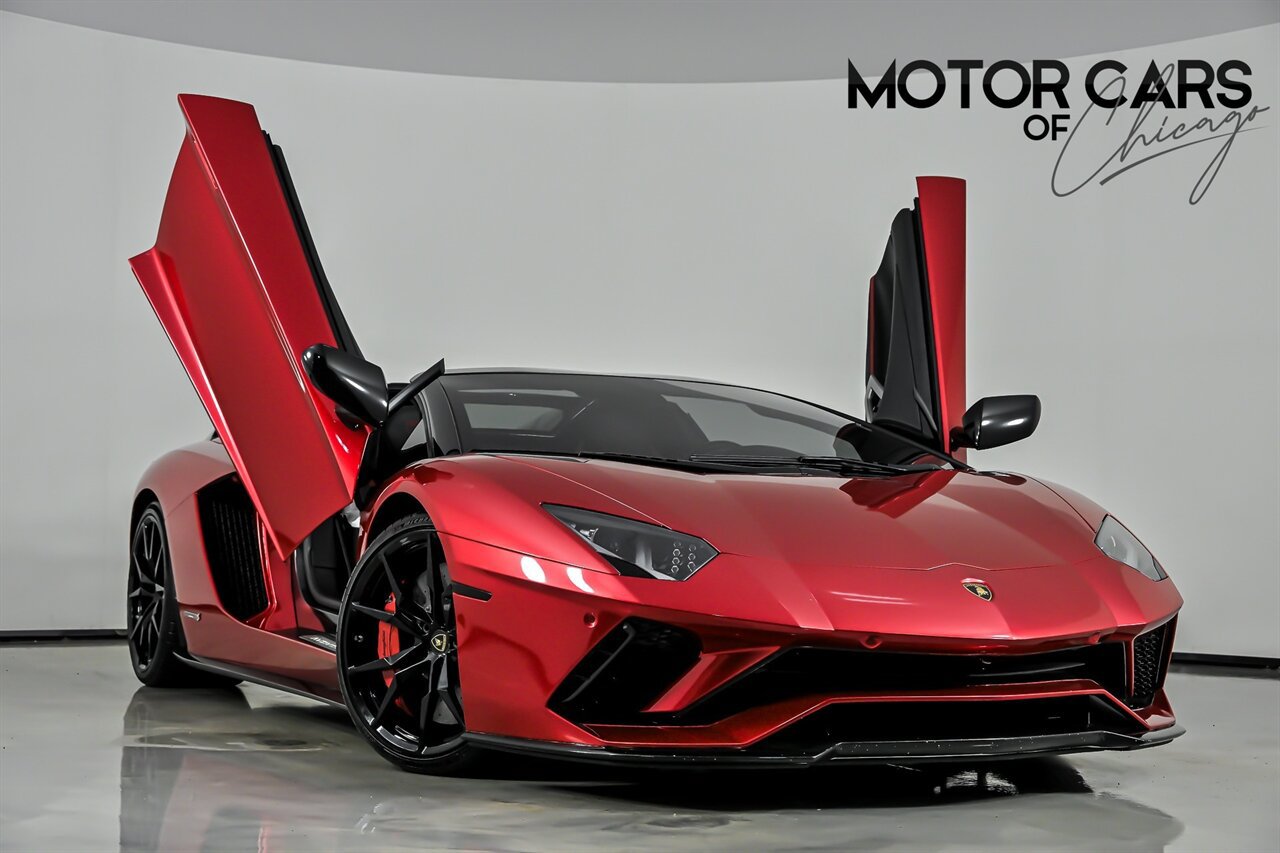 Used 2019 Lamborghini Aventador S AWD/4WD image 1