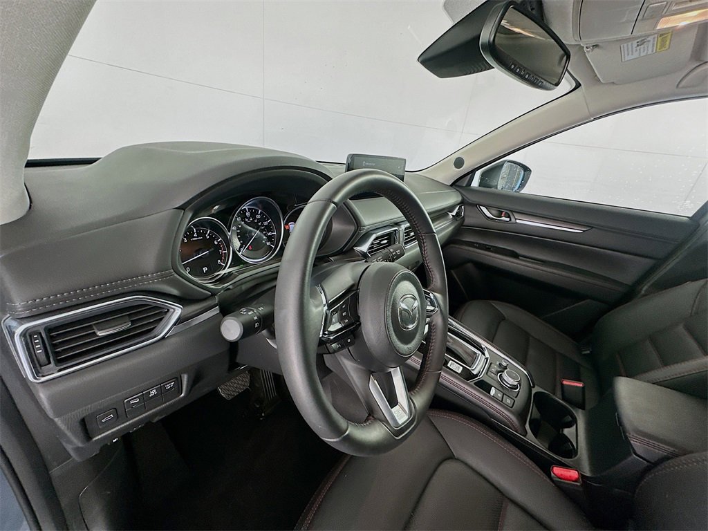 Certified 2025 MAZDA CX-5 Carbon Edition image 9