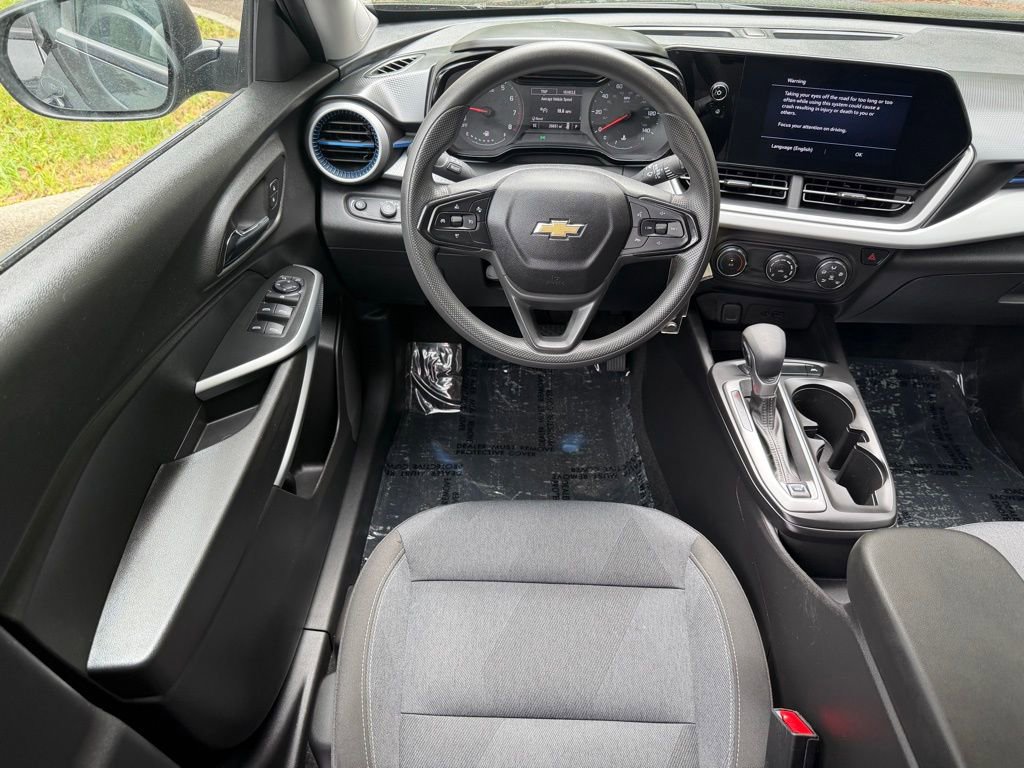 Used 2024 Chevrolet Trax LS image 14
