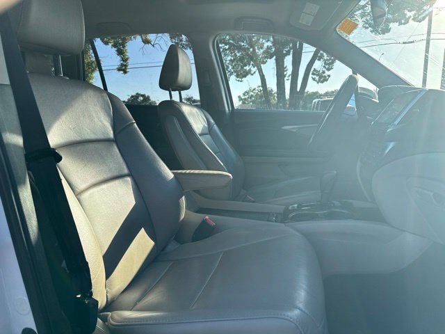 Used 2017 Honda Pilot EX-L image 11