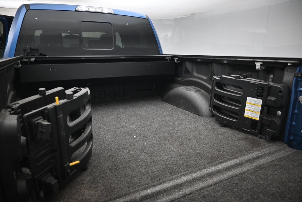 Used 2019 Ford F150 Raptor w/ Equipment Group 802A Luxury AWD/4WD image 8