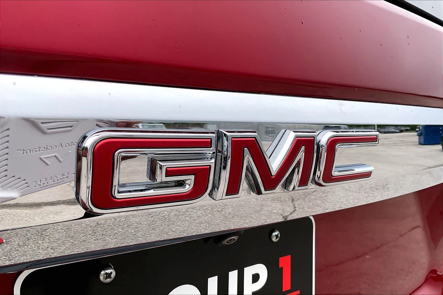 Certified 2024 GMC Yukon SLT w/ SLT Luxury Package RWD image 31