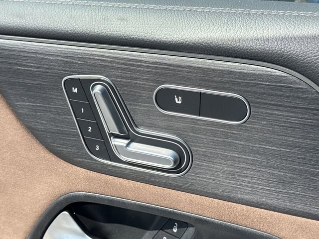 New 2025 Mercedes-Benz GLB 250 image 20
