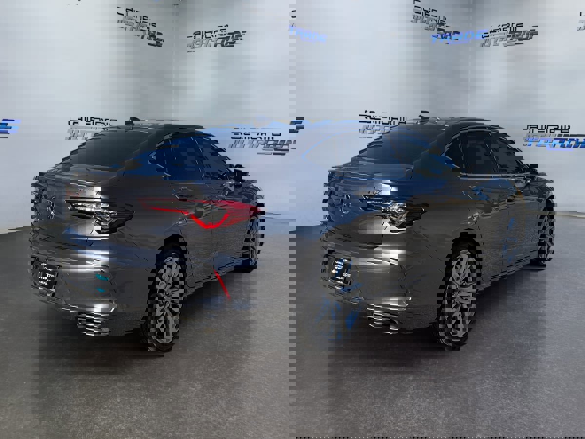 Used 2023 Acura TLX w/ Technology Package image 5