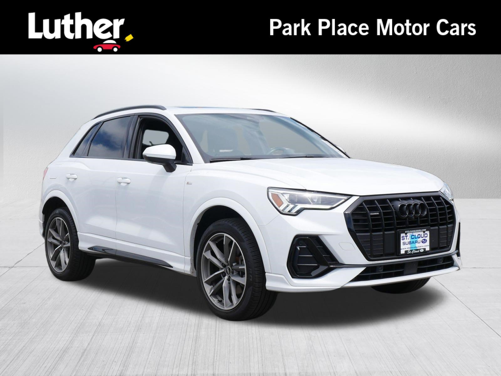 Certified 2022 Audi Q3 2.0T Premium Plus w/ Premium Plus Package AWD/4WD video 1