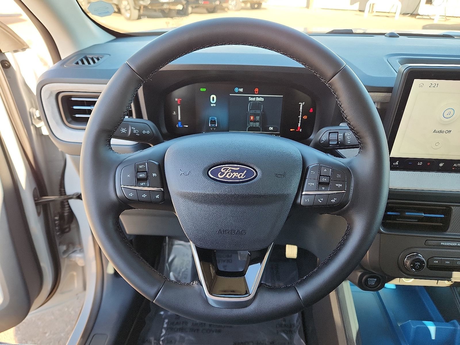 New 2025 Ford Maverick XLT w/ XLT Luxury Package image 16