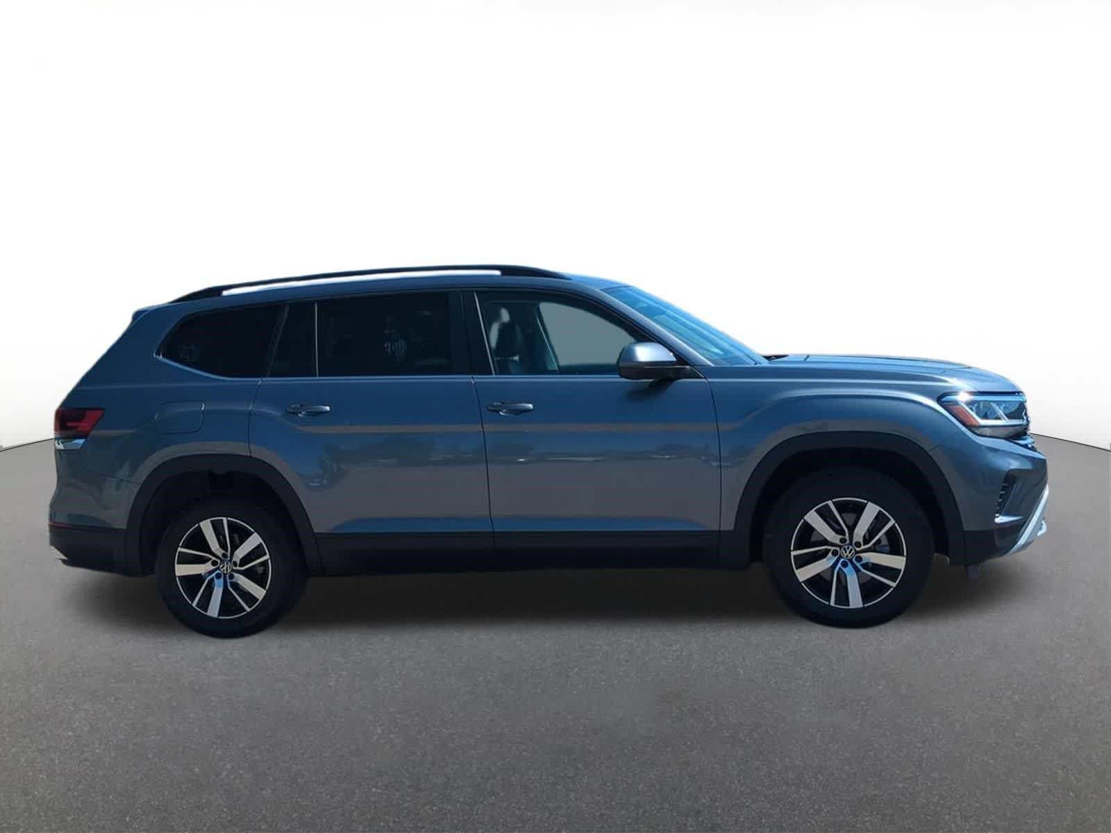 Used 2023 Volkswagen Atlas SE AWD/4WD image 7