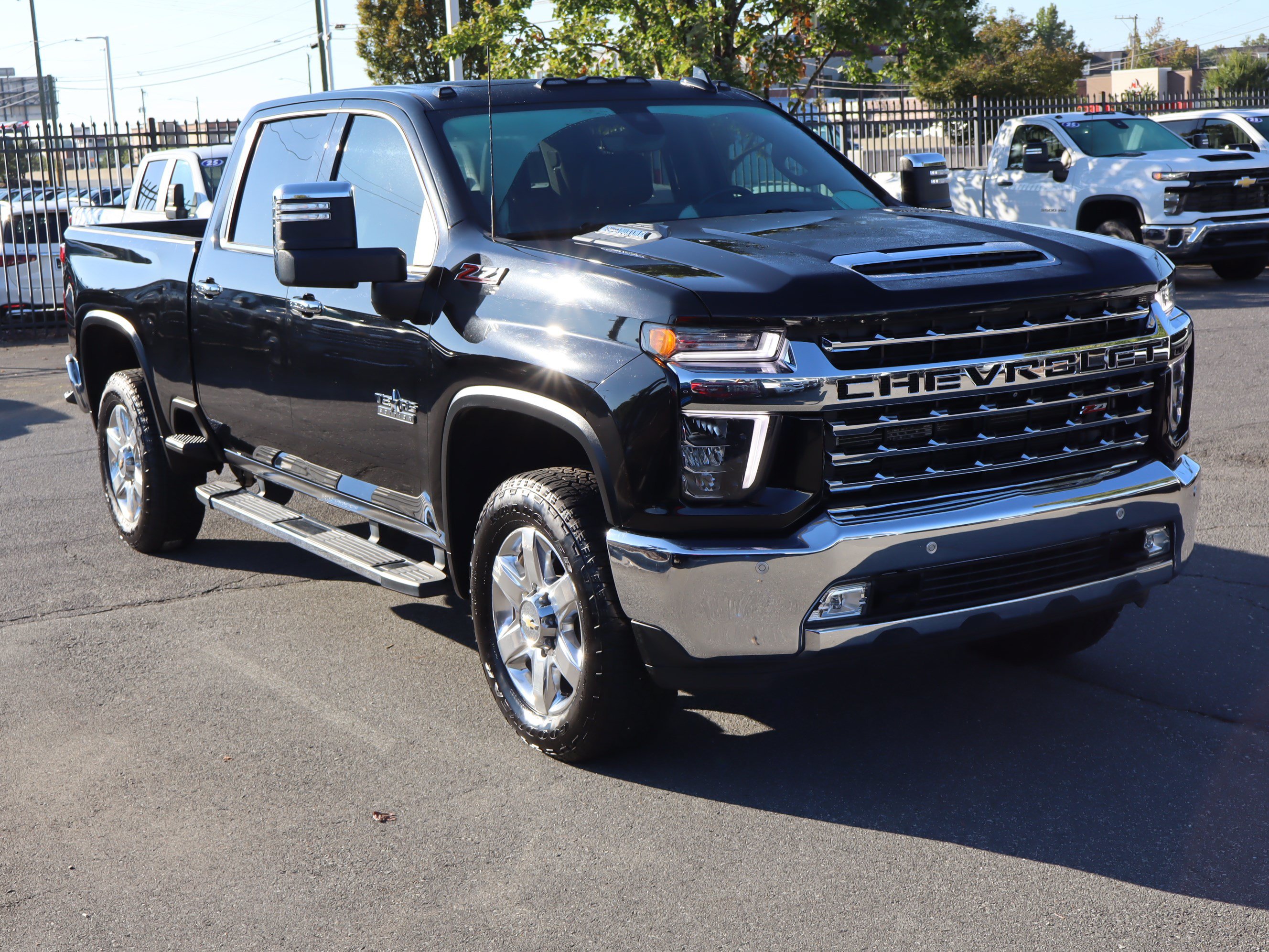 Used 2021 Chevrolet Silverado 2500 LTZ w/ LTZ Premium Texas Edition AWD/4WD image 2