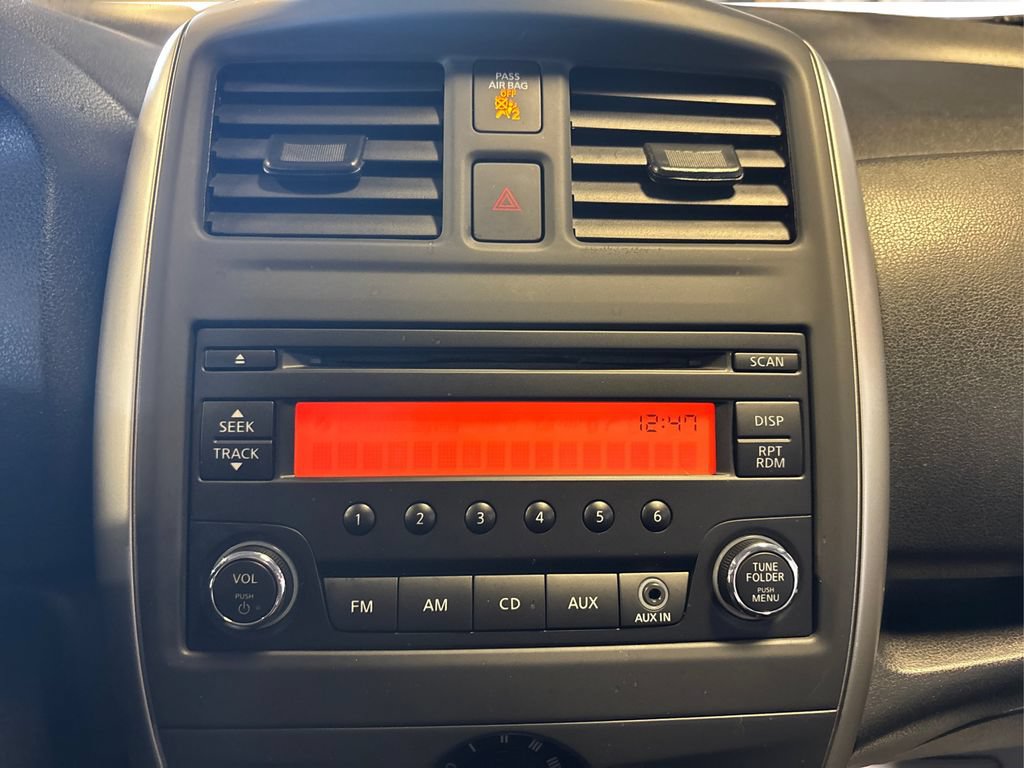 Used 2018 Nissan Versa Note S FWD image 24