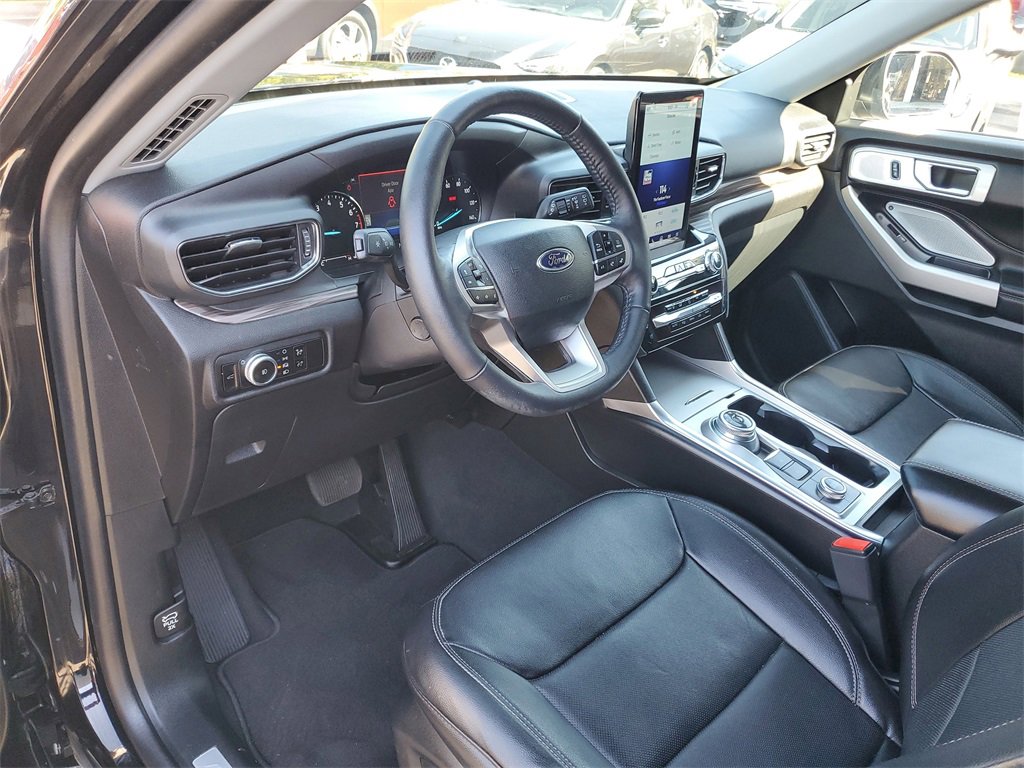 Used 2022 Ford Explorer Limited w/ Limited Technology Package image 20