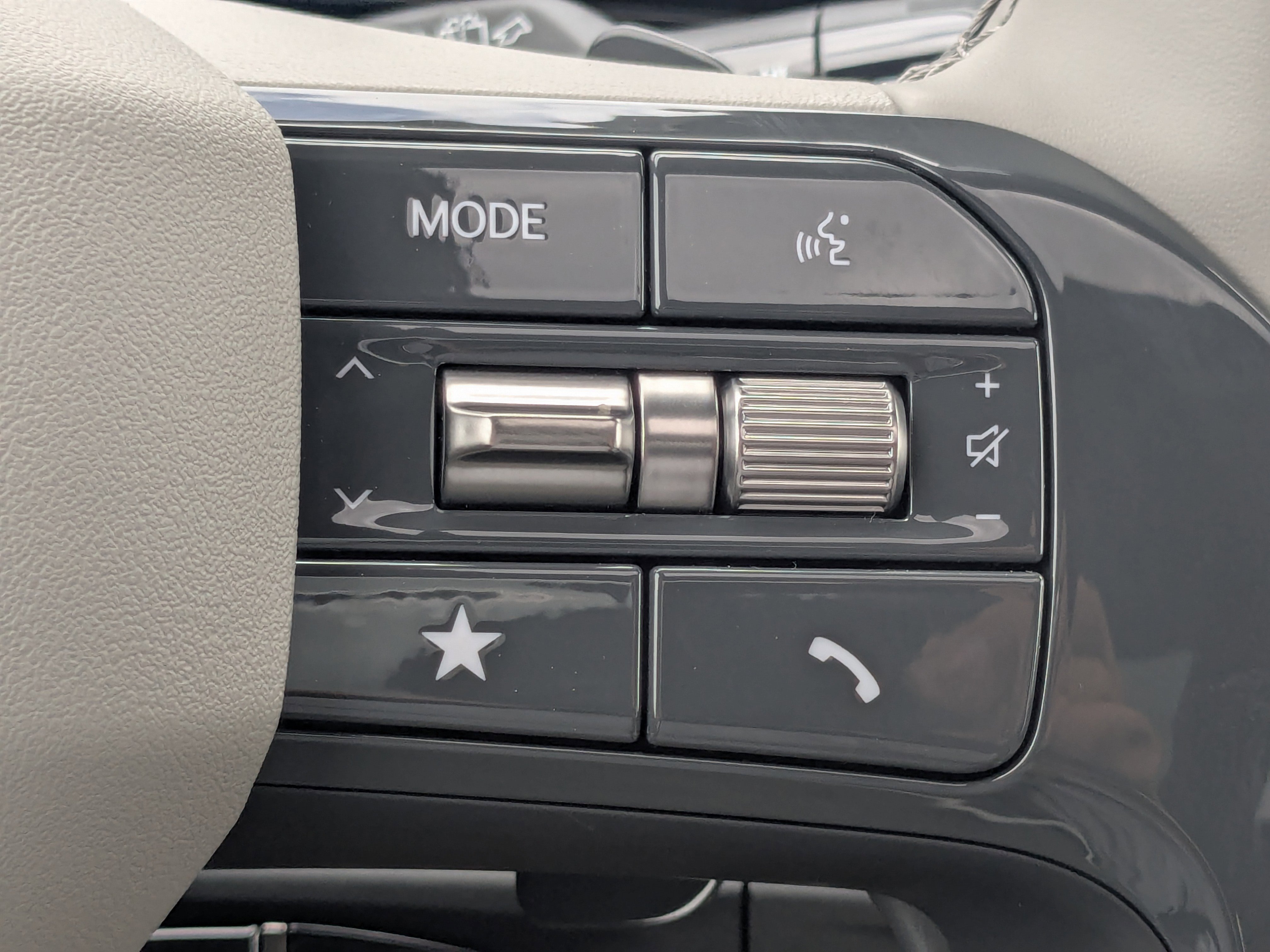 New 2026 Kia EV9 Wind AWD/4WD image 37