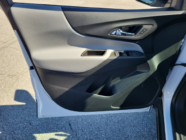 Used 2024 Chevrolet Equinox LS FWD image 20