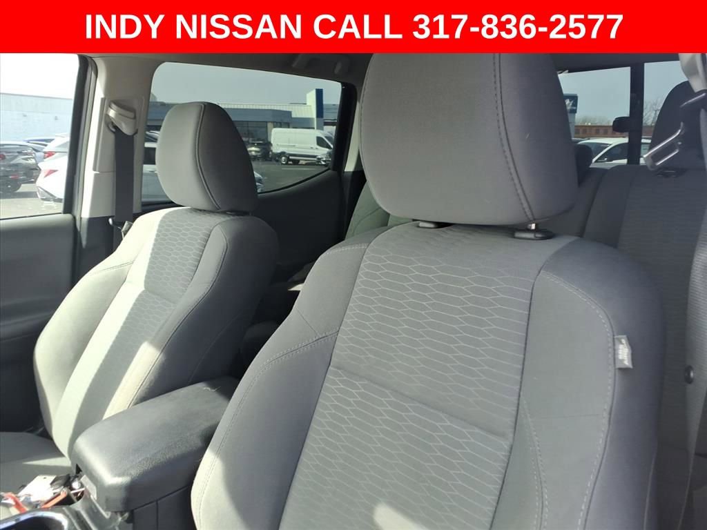 Used 2018 Toyota Tacoma SR w/ SR Convenience Package image 13