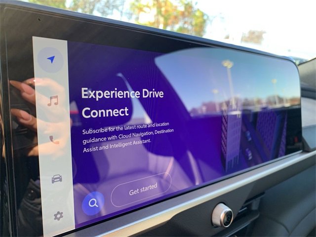 Used 2025 Toyota Crown Signia image 23