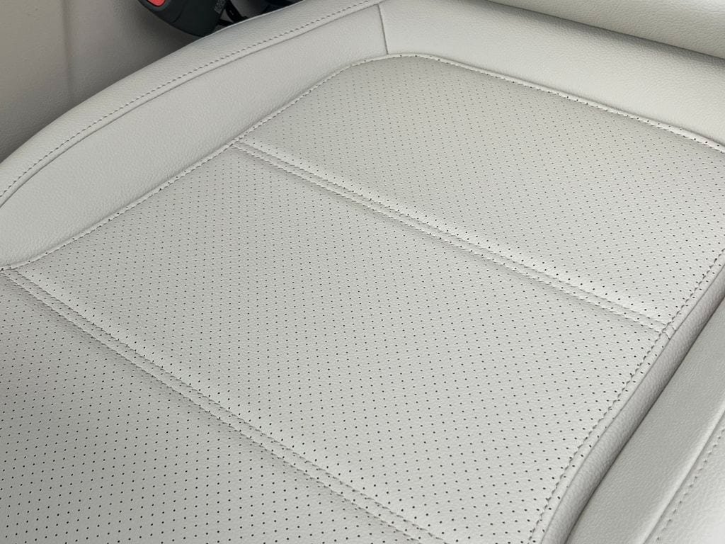 New 2027 Mercedes-Benz GLC 300 4MATIC image 12