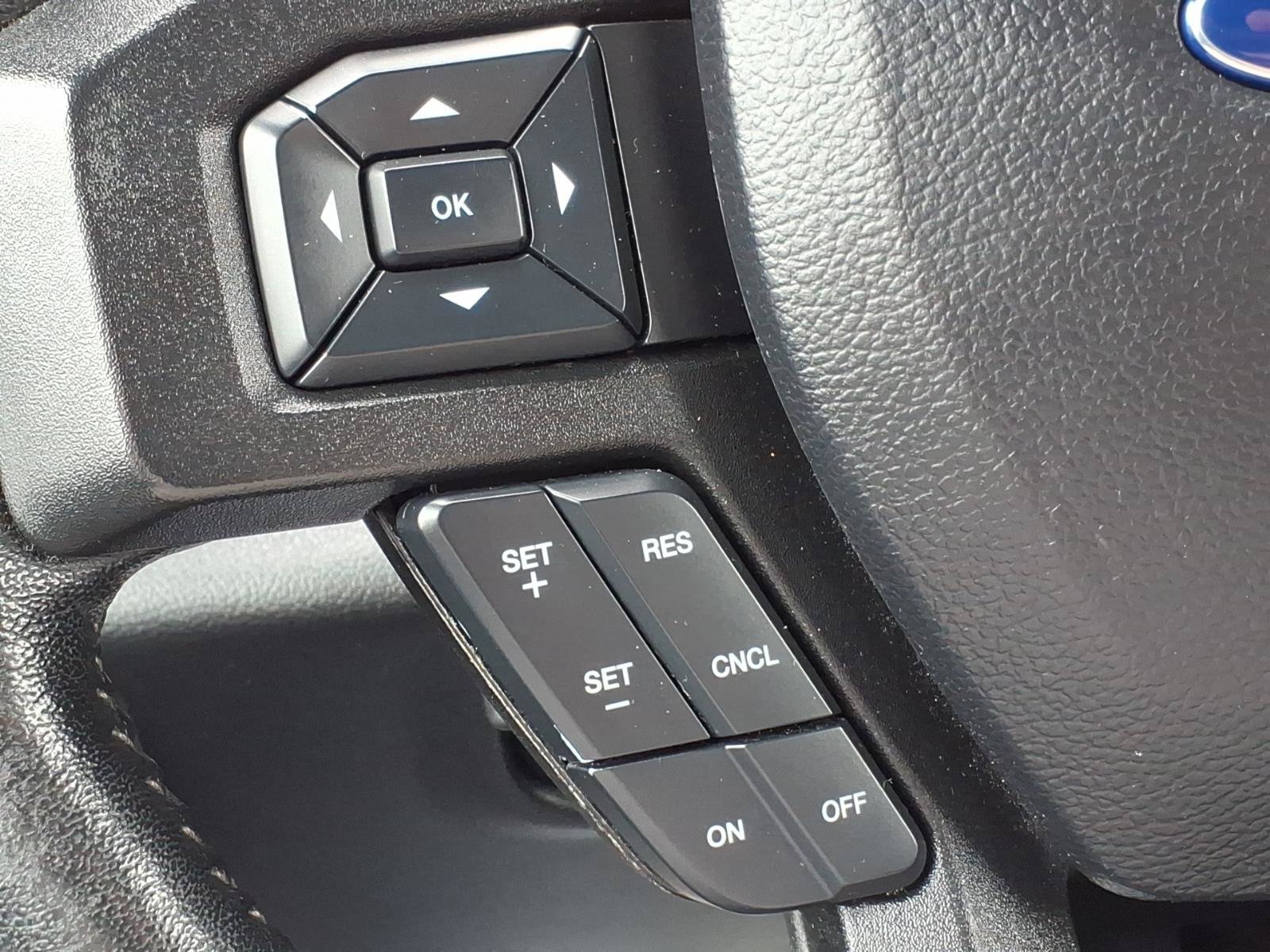 Used 2020 Ford F150 XLT w/ Equipment Group 302A Luxury AWD/4WD image 22