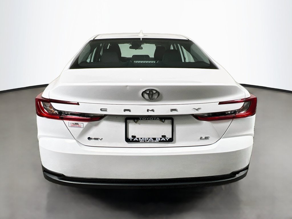 Used 2025 Toyota Camry LE FWD image 4