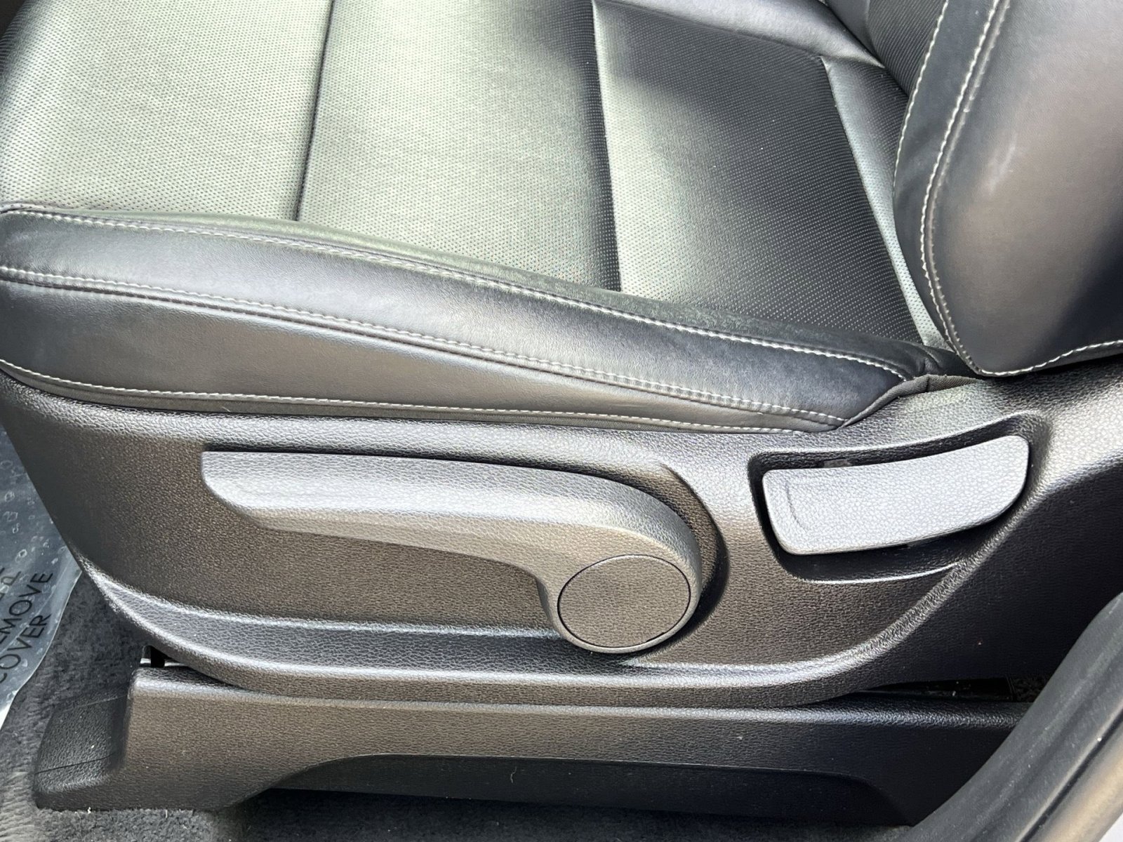 Used 2023 Kia Telluride LX image 27