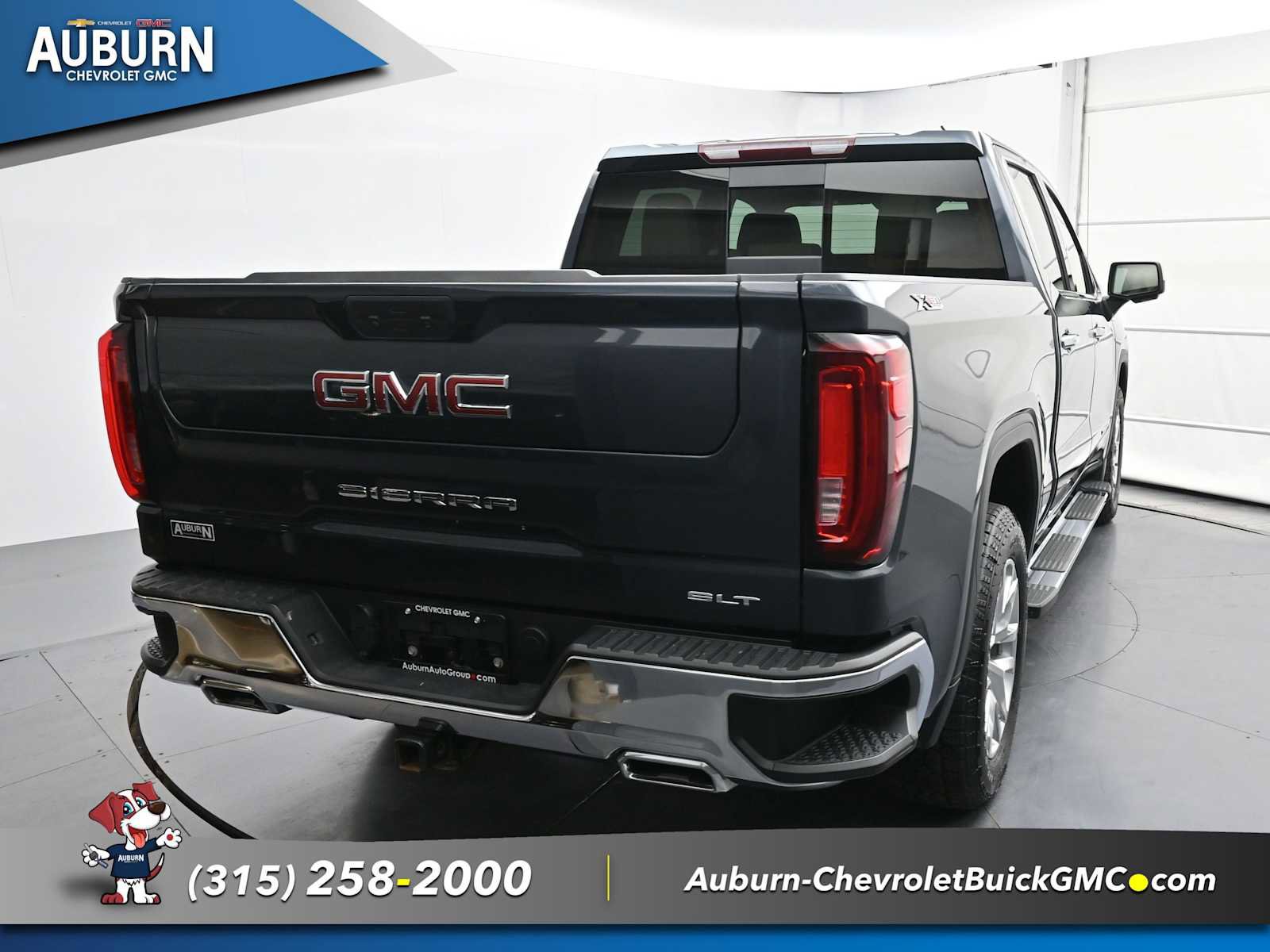 Used 2022 GMC Sierra 1500 SLT w/ SLT Premium Package image 4