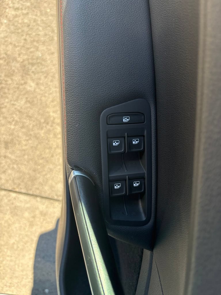 Used 2018 Volkswagen GTI 4-Door FWD image 13