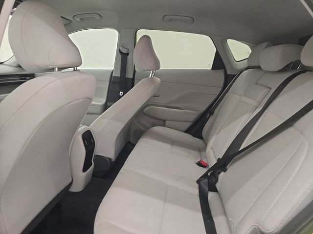 Used 2024 Hyundai Kona SEL AWD/4WD image 16