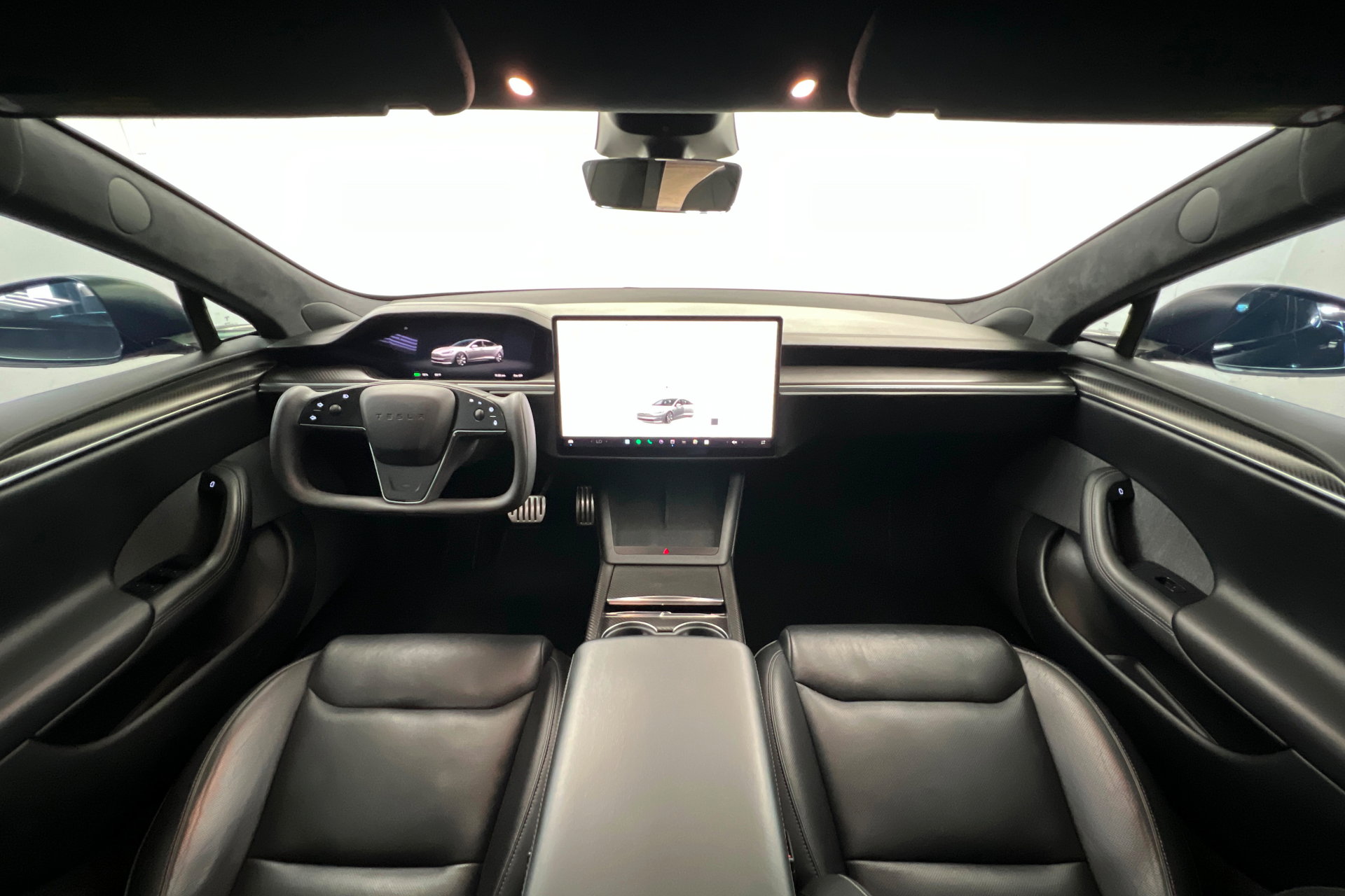 Used 2022 Tesla Model S Plaid AWD/4WD image 9