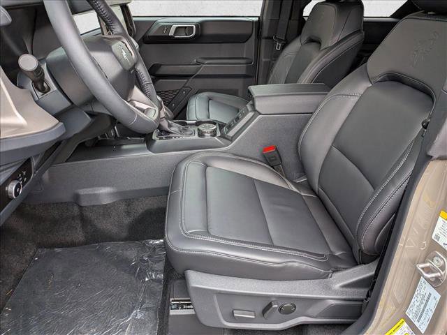 New 2026 Ford Bronco Outer Banks AWD/4WD image 4