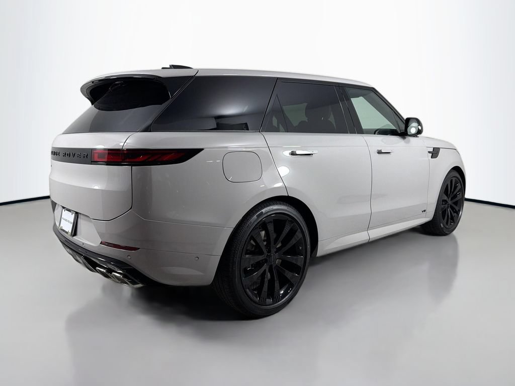 New 2026 Land Rover Range Rover Sport Dynamic SE AWD/4WD image 5