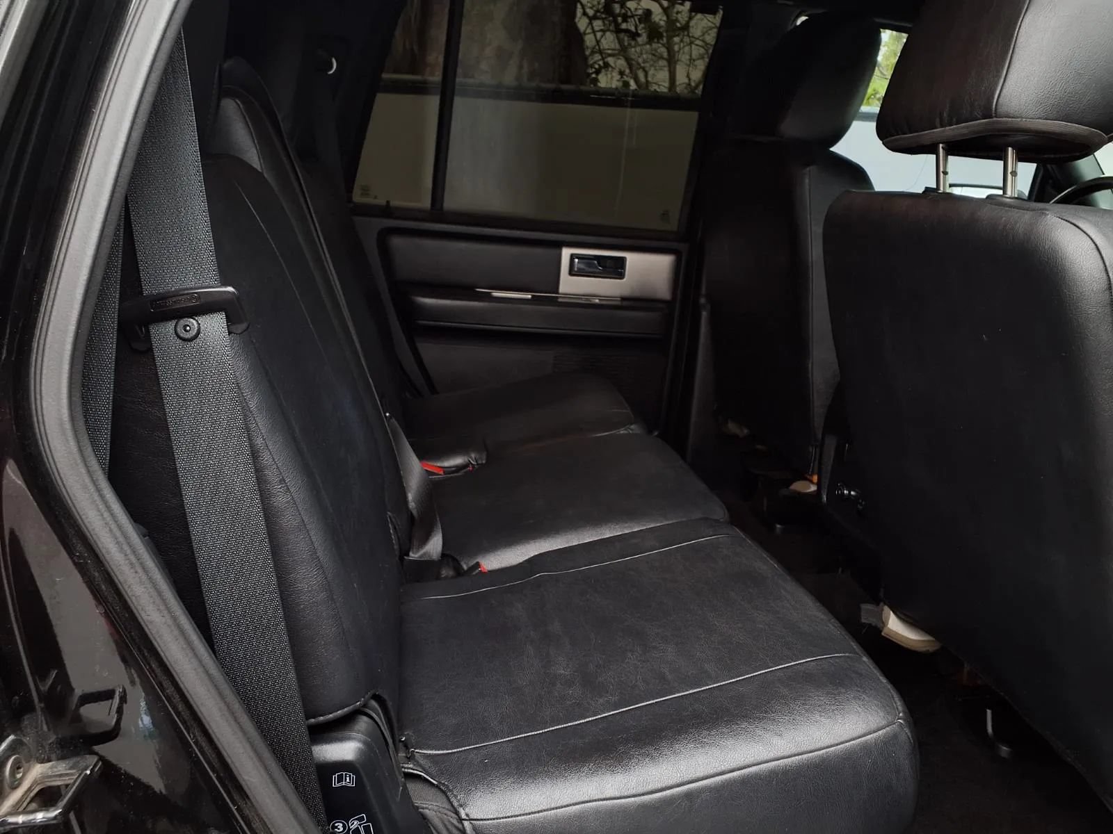Used 2017 Ford Expedition XLT RWD image 23