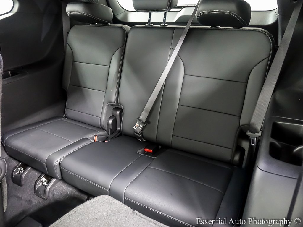 Certified 2025 Buick Enclave Preferred image 12