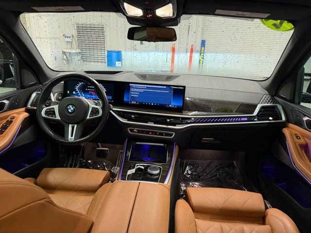 Used 2024 BMW X5 M60i AWD/4WD image 36