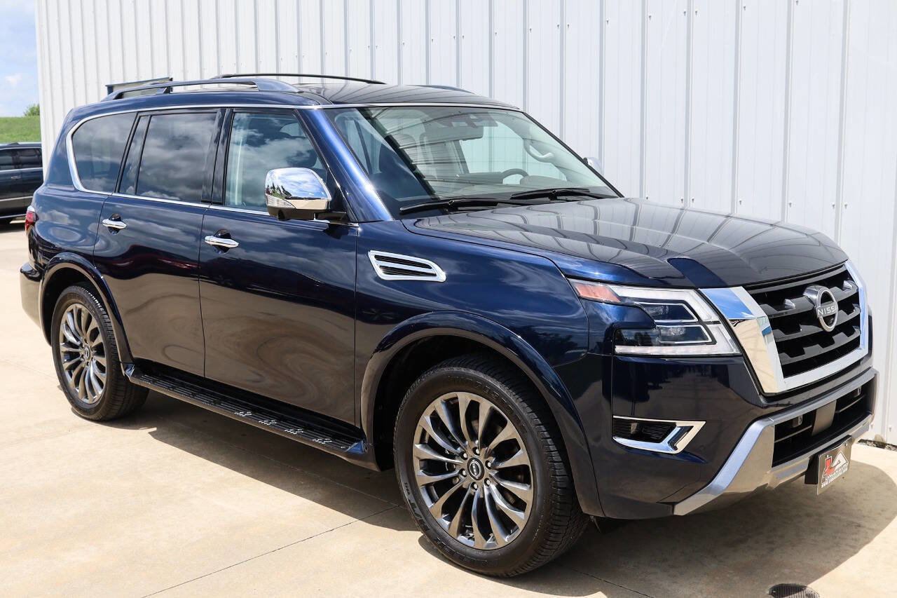 Used 2024 Nissan Armada Platinum w/ Captain's Chairs Package image 7