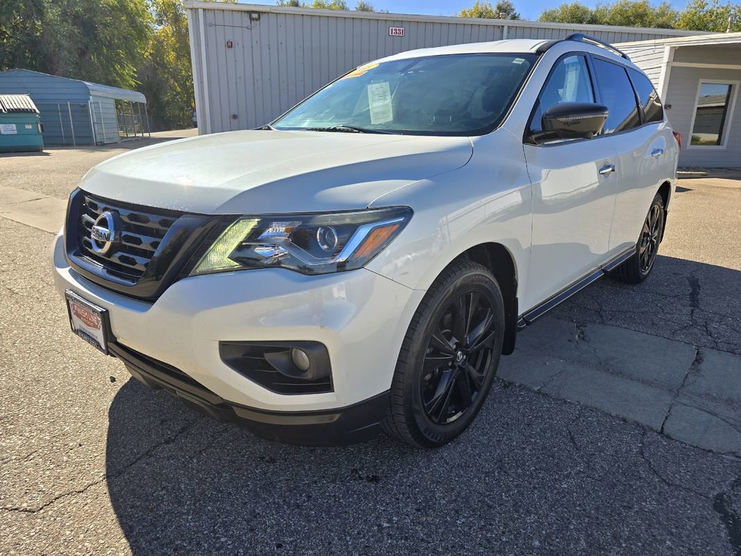 Used 2018 Nissan Pathfinder SL w/ Midnight Edition Package image 11