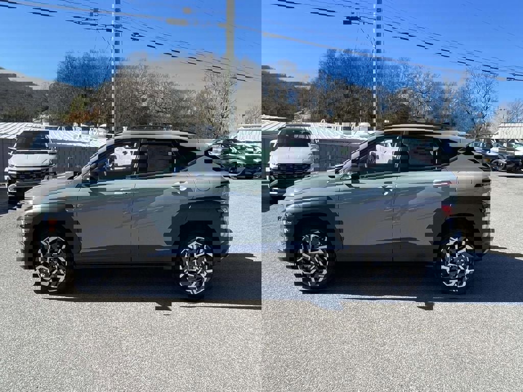 New 2026 Hyundai Kona SEL Premium image 2