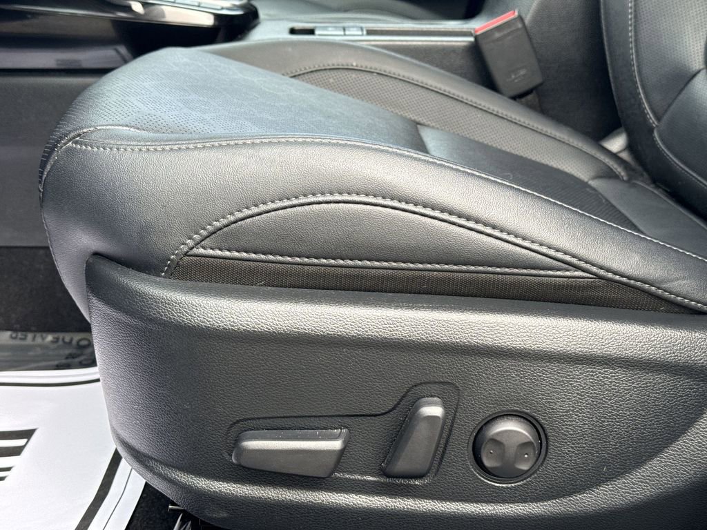 Used 2024 Kia Seltos SX w/ SX Sunroof Package AWD/4WD image 14