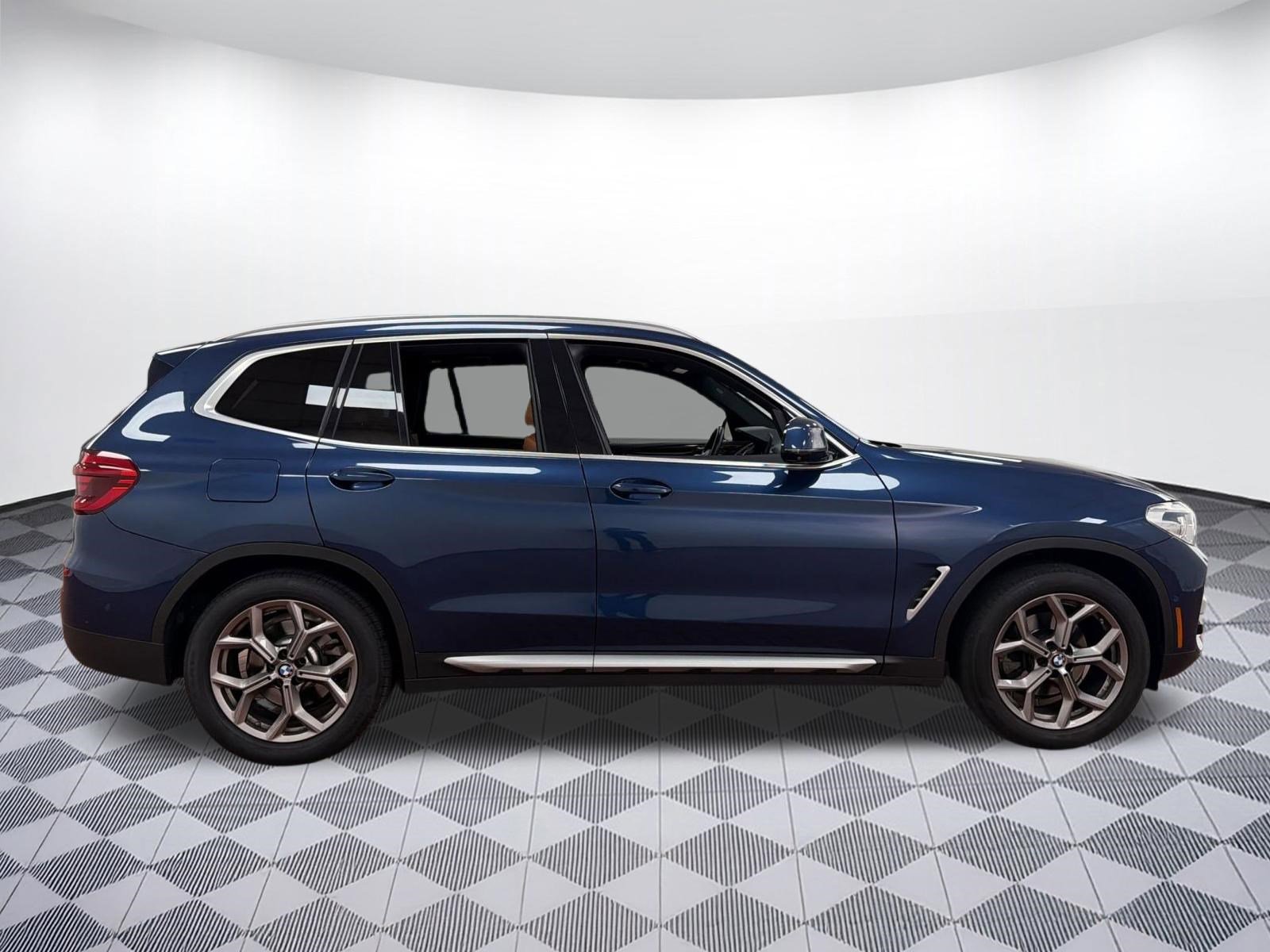 Used 2021 BMW X3 xDrive30i w/ Premium Package AWD/4WD image 8