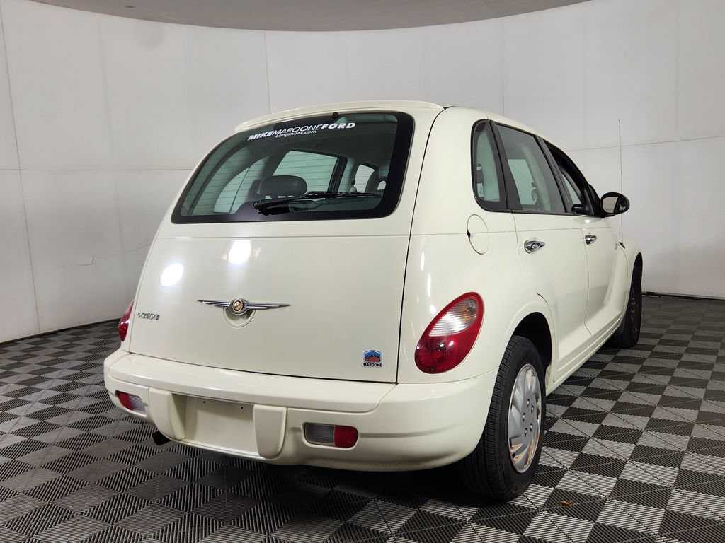 Used 2008 Chrysler PT Cruiser FWD image 6