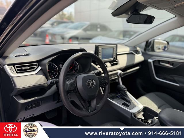 Used 2021 Toyota RAV4 XLE image 13