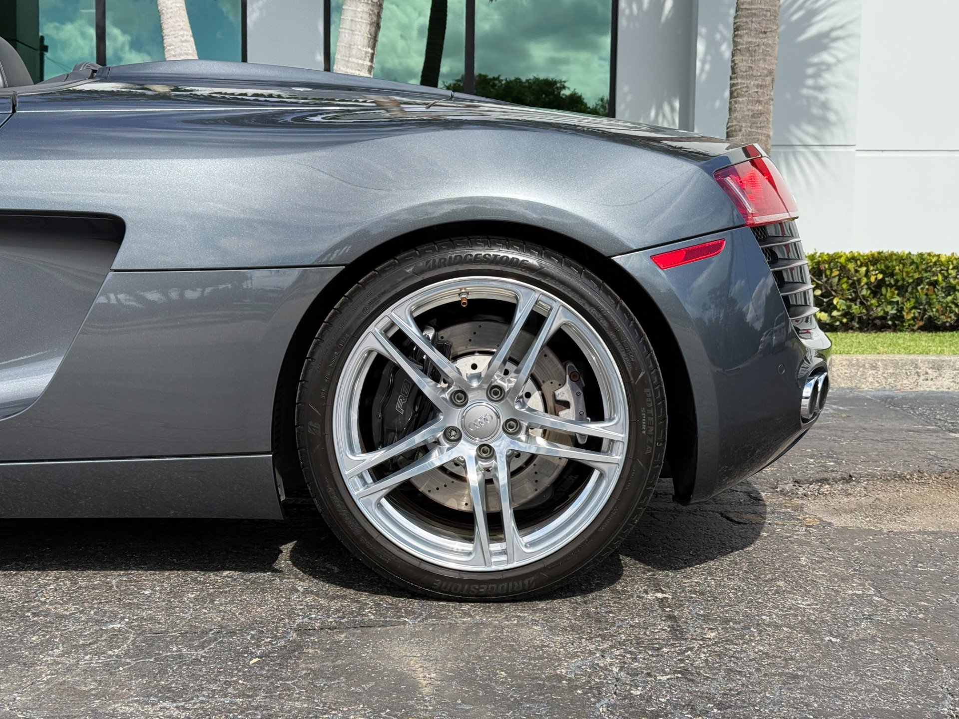 Used 2012 Audi R8 V8 AWD/4WD image 9