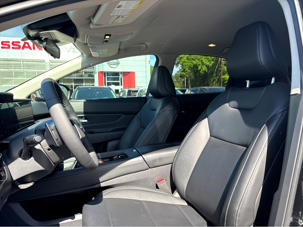 Used 2025 Nissan Murano SV image 17