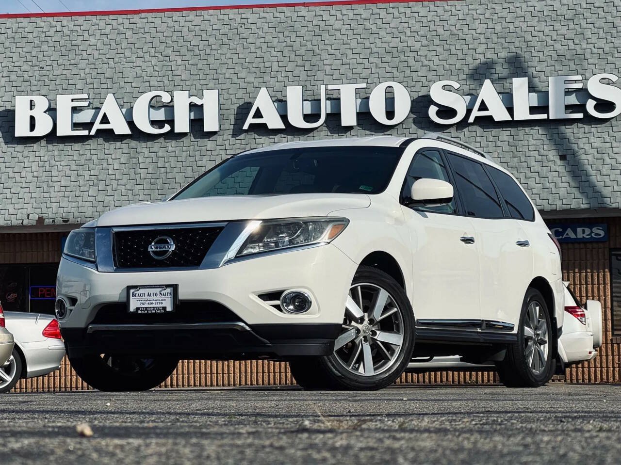 Used 2014 Nissan Pathfinder Platinum